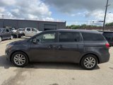 Used 2021 Kia Sedona EX image 2