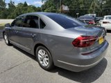 Used 2017 Volkswagen Passat 1.8T S image 6