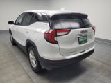 Used 2024 GMC Terrain SLE image 5