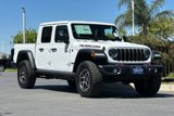 New 2025 Jeep Gladiator Rubicon image 2