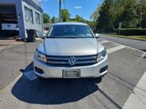 Used 2015 Volkswagen Tiguan SE image 2