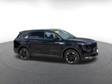 Used 2024 Kia Sorento S image 2