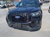 Used 2025 Ford Explorer ST image 3