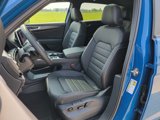 New 2025 Volkswagen Atlas Cross Sport SEL R-Line image 2