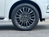 Certified 2024 INFINITI QX80 Sensory image 3