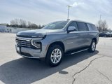 New 2025 Chevrolet Suburban Premier image 3