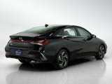 Certified 2024 Hyundai Elantra SEL w/ Convenience Package image 5