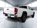 Used 2019 Toyota Tacoma TRD Off-Road image 3