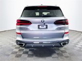 Used 2025 BMW X5 xDrive40i w/ M Sport Package image 5