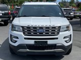 Used 2017 Ford Explorer XLT image 2