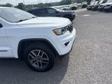 Used 2021 Jeep Grand Cherokee Limited image 2