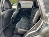 Used 2017 Nissan Rogue SL image 4