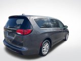 Used 2023 Chrysler Voyager LX image 4