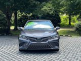 Used 2018 Toyota Camry SE image 2