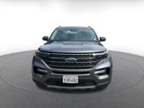 Used 2024 Ford Explorer XLT w/ Equipment Group 202A image 5