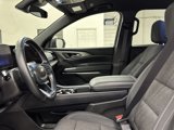 Used 2025 Chevrolet Traverse LT image 4