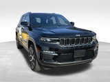Used 2024 Jeep Grand Cherokee Limited image 2