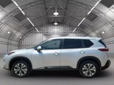 Used 2023 Nissan Rogue SV image 3