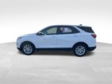 Used 2023 Chevrolet Equinox LS image 2