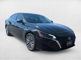 Used 2024 Nissan Altima 2.5 SV image 3