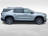 New 2026 Chevrolet Traverse LT w/ Driver Confidence Package image 2