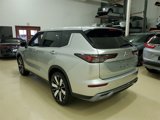 New 2025 Mitsubishi Outlander SE image 3