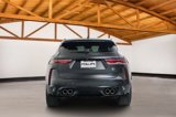 Used 2022 Jaguar F-PACE SVR image 4
