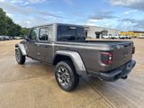 New 2025 Jeep Gladiator Sport image 5