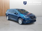New 2025 Chrysler Pacifica Select image 2