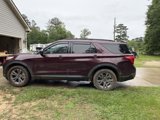 Used 2022 Ford Explorer XLT w/ Equipment Group 202A image 2