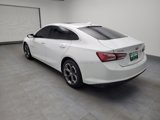 Used 2020 Chevrolet Malibu LT image 3