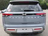 New 2025 Nissan Pathfinder Platinum image 4