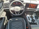 New 2025 Volkswagen Atlas Peak Edition SE image 2