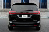 Used 2022 Chrysler Pacifica Limited image 4