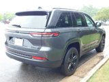 Used 2025 Jeep Grand Cherokee Limited w/ Black Appearance Package image 4
