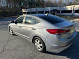 Used 2017 Hyundai Elantra SE image 4
