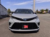 New 2025 Toyota Sienna XSE image 3