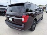 Used 2023 Ford Expedition XLT image 5