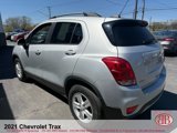 Used 2021 Chevrolet Trax LT w/ LT Convenience Package image 6