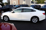 Used 2023 Chevrolet Malibu LT image 2