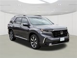 New 2025 Honda Pilot Touring image 3