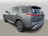 New 2025 Nissan Pathfinder Platinum image 3