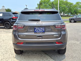 Used 2018 Jeep Compass Latitude w/ Popular Equipment Group image 5