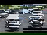 New 2025 Chevrolet Equinox LT w/ Convenience Package II image 3