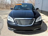 Used 2014 Chrysler 200 Touring image 3