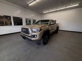 Used 2017 Toyota Tacoma TRD Off-Road image 5