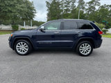Used 2017 Jeep Grand Cherokee Limited image 3