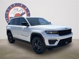 New 2025 Jeep Grand Cherokee Limited w/ Luxury Tech Group II image 2
