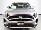 New 2025 Volkswagen Atlas SE image 2