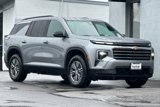 New 2025 Chevrolet Traverse LT w/ Enhanced Driving Package image 2